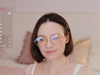 Еротичний відеочат MissEssie