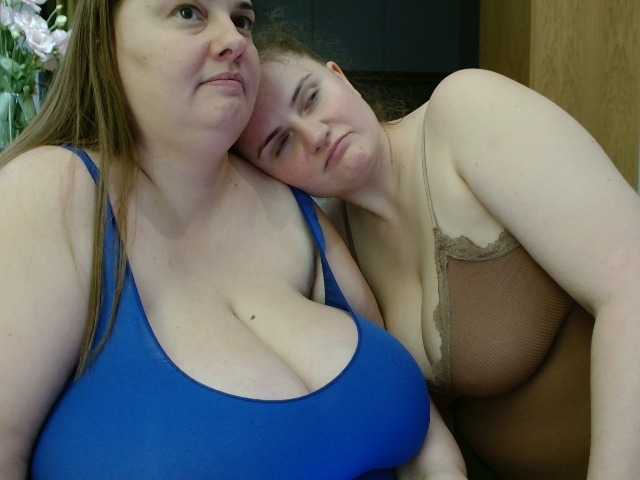 Фотографії 4LyndsyDaisy 38DD and 40H size 4NaturalBigTits here! #bigtits #bbw #bigass #lesbianshow #bignipples Lets make hot 3somes in PVT:P Lets have fun guys:)