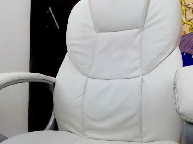 Скріншоти передачі AdelePaterson