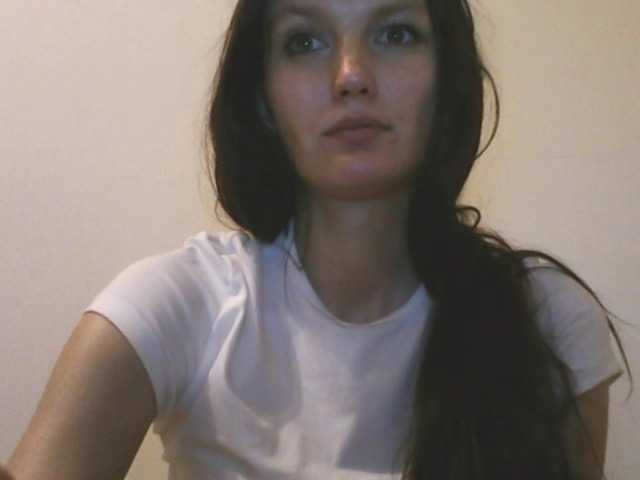 Скріншоти передачі AdelineModel