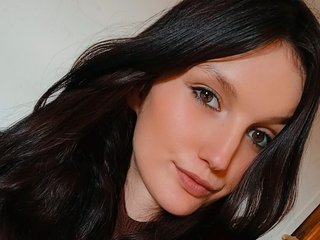 Еротичний відеочат AdelineModel