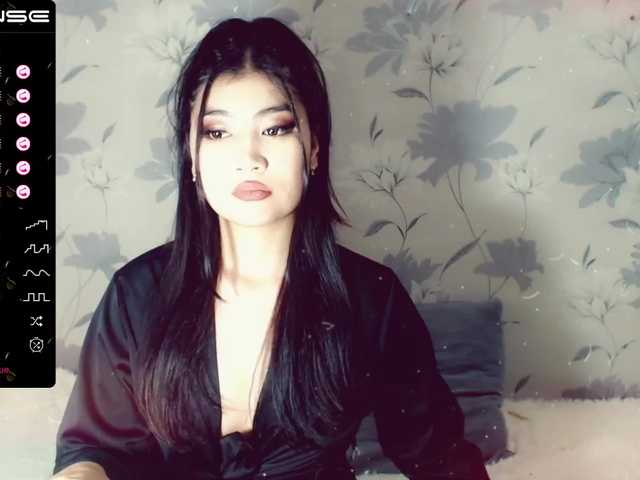 Скріншоти передачі adellasweety