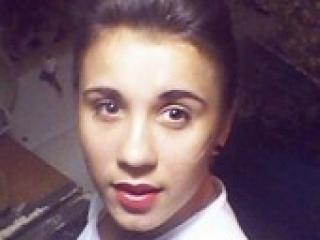 Еротичний відеочат adellia