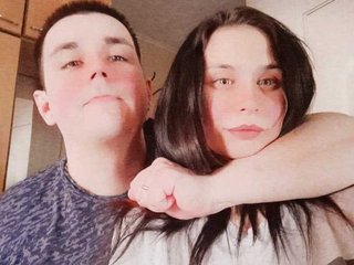 Еротичний відеочат AdelyaVlad