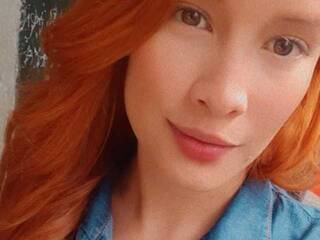 Еротичний відеочат adharasuniver