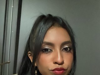 Еротичний відеочат Adrianagrandeee