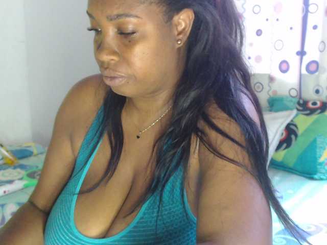 Фотографії agatafox #mature #ebony #big tits #play lovense #latina #lovense