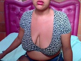 Еротичний відеочат aisha5
