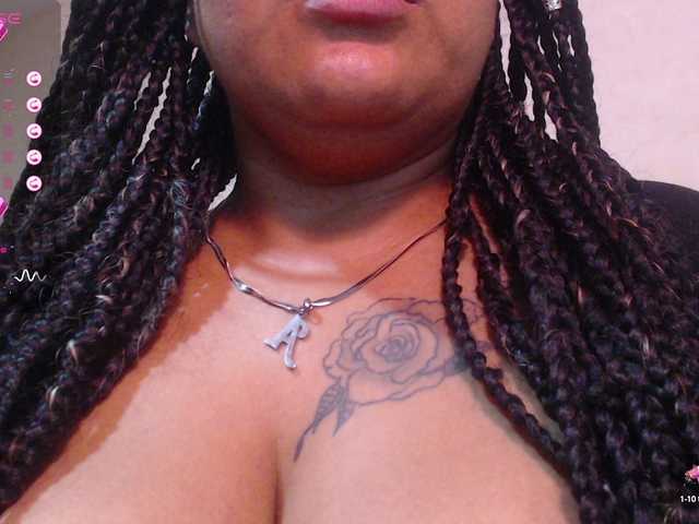 Фотографії aishaaovit ❤️Make me feel your vibes, make me horny ❤️ #bigboobs # feet #bigass#bbw #latina#lovense #dildo #deepthroat #ass #pussy #shave #cum #squirt #Nasty #fetish #spit #moke # c2c # dirty