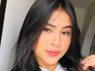 Еротичний відеочат akemii-23