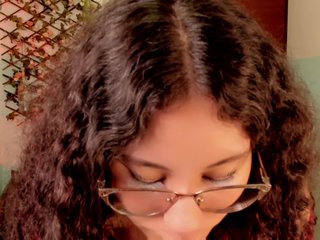 Еротичний відеочат Alexa-Daddario