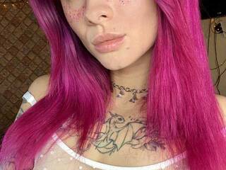 Еротичний відеочат Alice-Yui