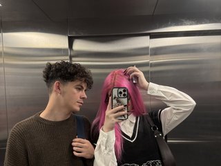 Еротичний відеочат alice18james