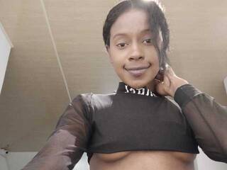 Еротичний відеочат aliceelovecl