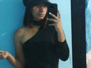 Еротичний відеочат AliceEvanxs