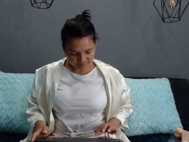 Скріншоти передачі Alicejonnes