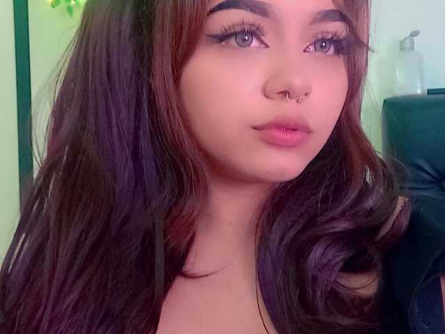 Фото профілю Alicia-uwu