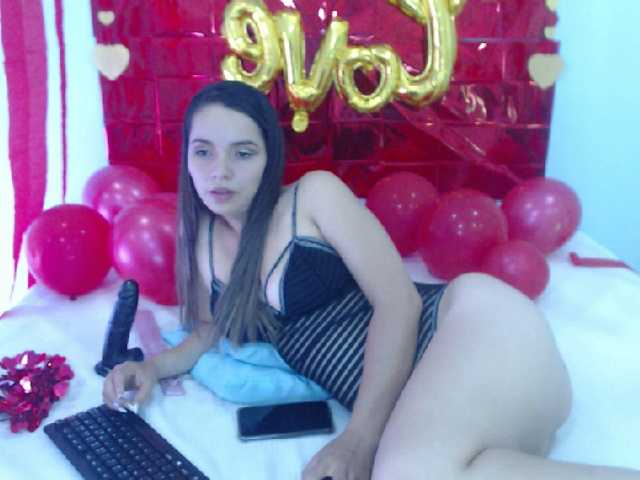 Скріншоти передачі AliciaHank