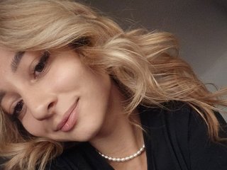 Еротичний відеочат BlondeAlien