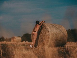 Еротичний відеочат Alikie