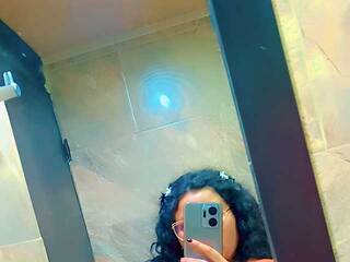 Еротичний відеочат alis281