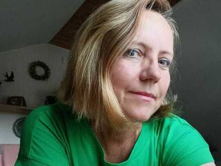 Еротичний відеочат AlitsiaKiver