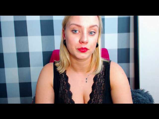 Скріншоти передачі AmelieCute