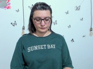 Еротичний відеочат Amie-Adams82