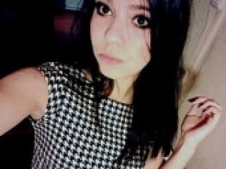 Еротичний відеочат amilieclarc