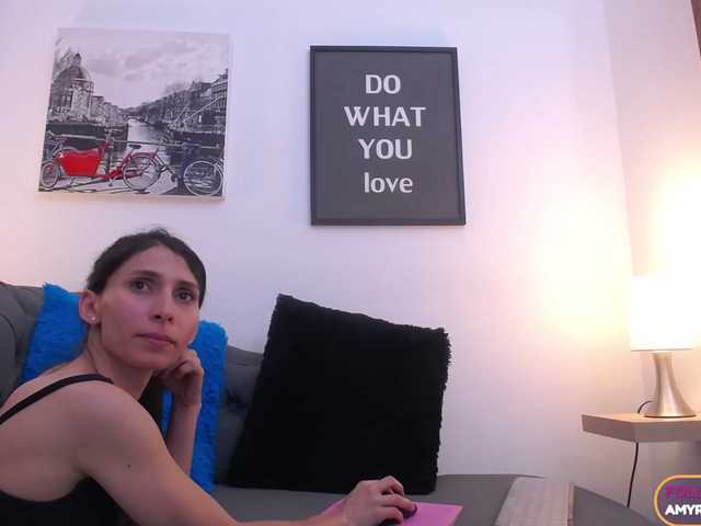 Скріншоти передачі amy-roller