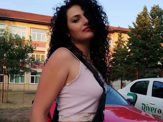 Еротичний відеочат amydolly19