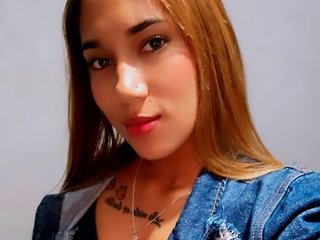 Еротичний відеочат AmyHillss1