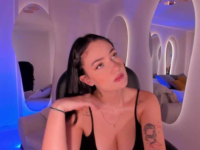 Фотографії AnaDurant How cold is it tonight, can you help me cum and Squirt? ♥​ ♥ @anadurant_cm ♥ Cum Show + Squirt ♥ @remain tks left ♥