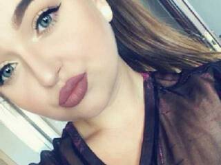 Еротичний відеочат AndreaCandy