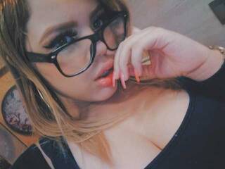 Еротичний відеочат AndreaNaugthy