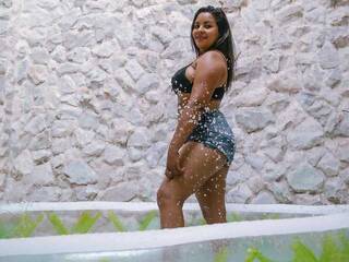 Еротичний відеочат AndreaSmitth