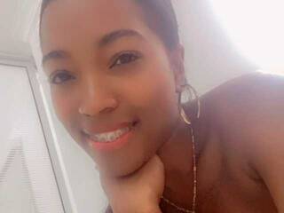 Еротичний відеочат Angelinnasexy