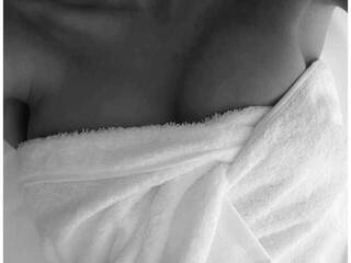 Еротичний відеочат Angie-Delores