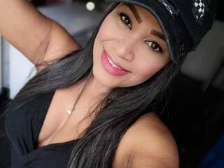 Еротичний відеочат angie-valery