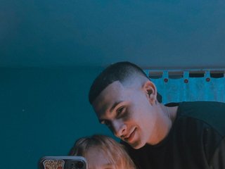 Еротичний відеочат angieandliam