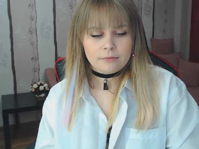 Скріншоти передачі Anika-fox