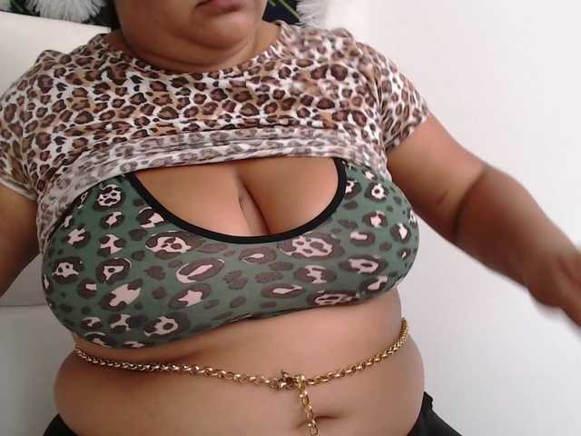 Фотографії Anishaa hi guyss ...indian girl here!..naked(123)boobs(40)oilboobs(59)pussy(55)