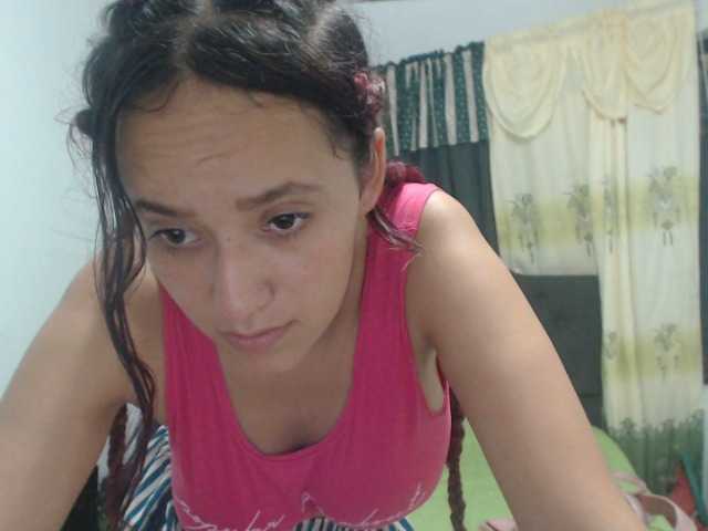 Скріншоти передачі annieclark