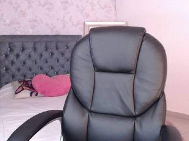 Скріншоти передачі anniewells