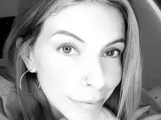 Еротичний відеочат AnthoniaRose