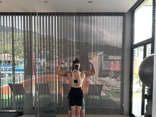 Еротичний відеочат AnthoRausit