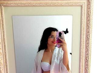 Еротичний відеочат anyqueen