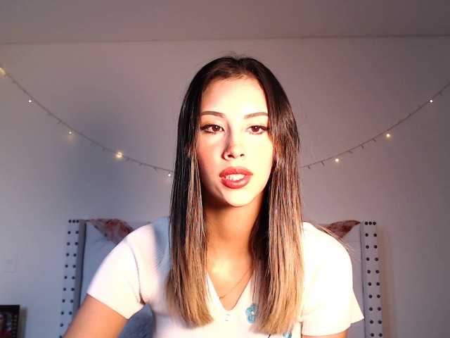 Скріншоти передачі April-Smitth