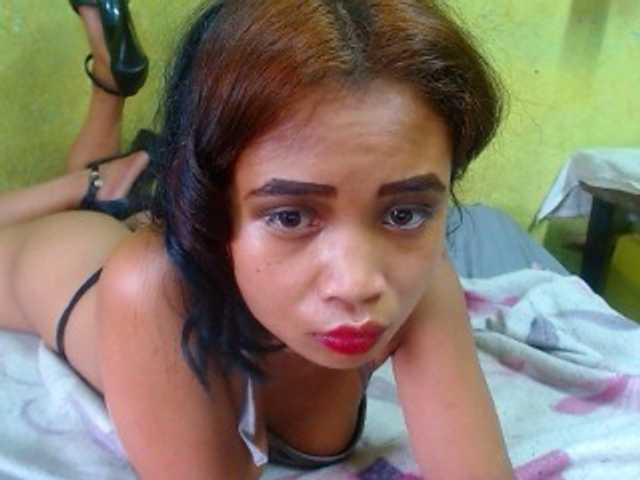 Скріншоти передачі Ariahsquirty