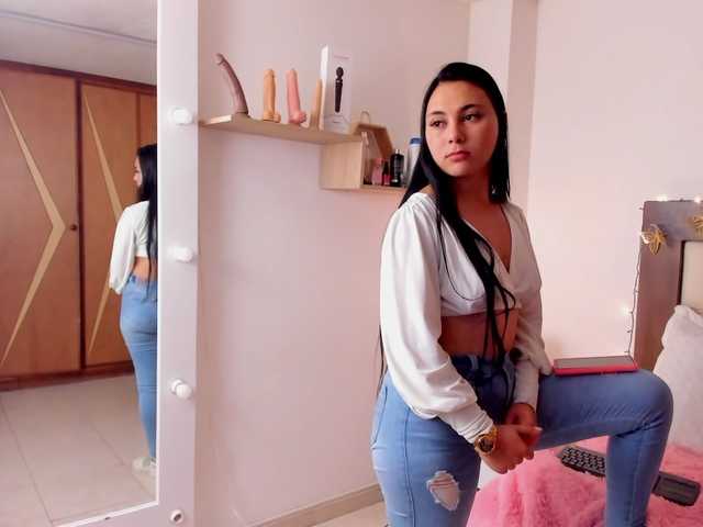 Фотографії Ariana-bel Today I hope a great day and I know a little as a new model in Bongacams.com